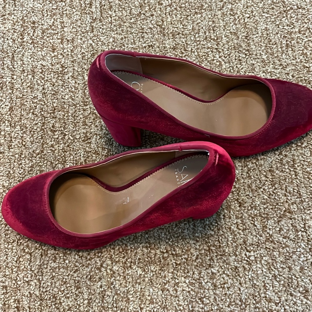 Red shoes